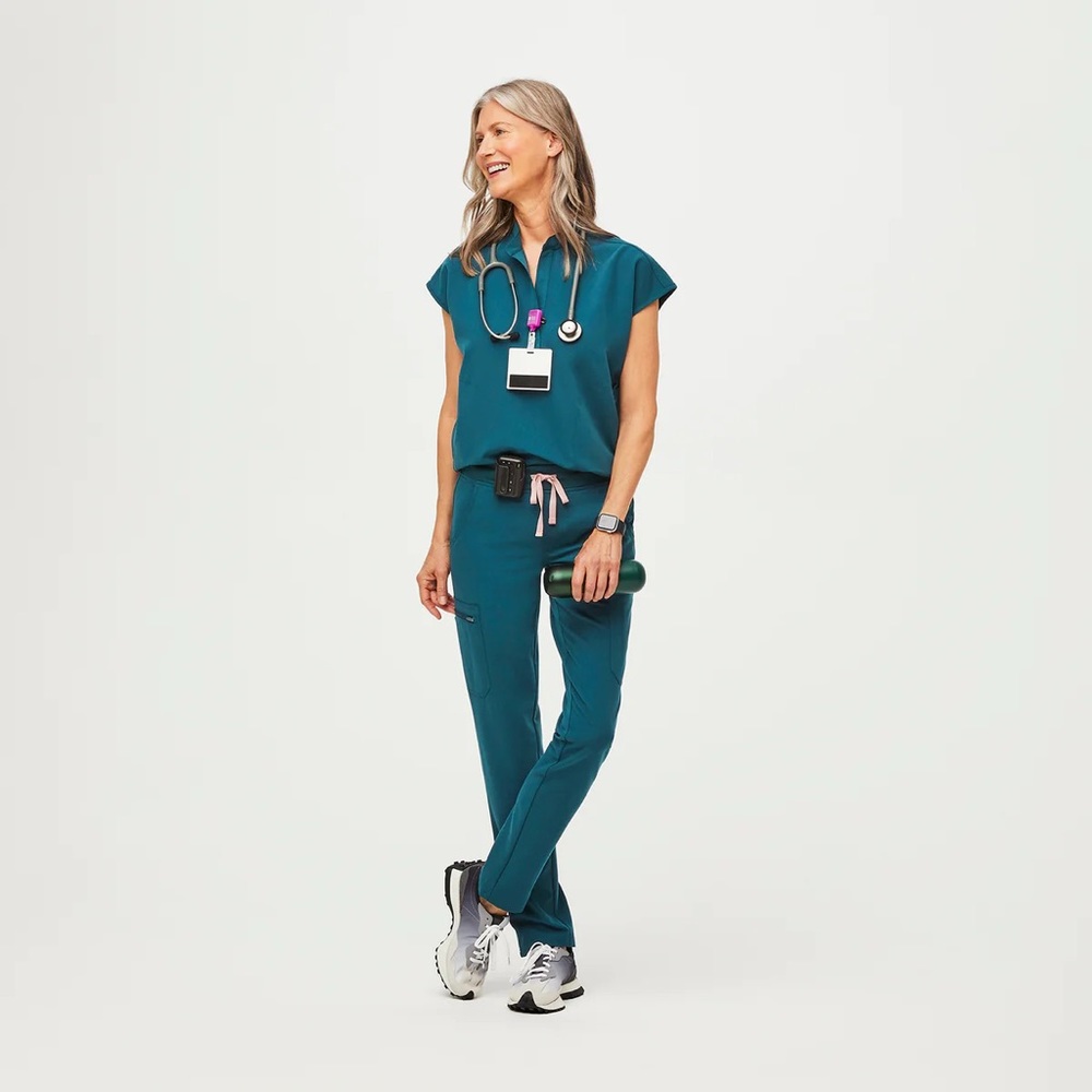 Figs Rafaela Oversized Scrub Top and Joggers
